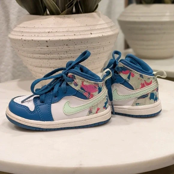 RARE Nike Air Jordan 1 Mid TD Green Abyss Frosted Spruce Size 5C 644507-300 - Picture 5 of 9